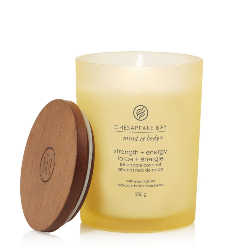 Chesapeake Bay -  Candela media Strength & Energy (Pineapple Coconut)