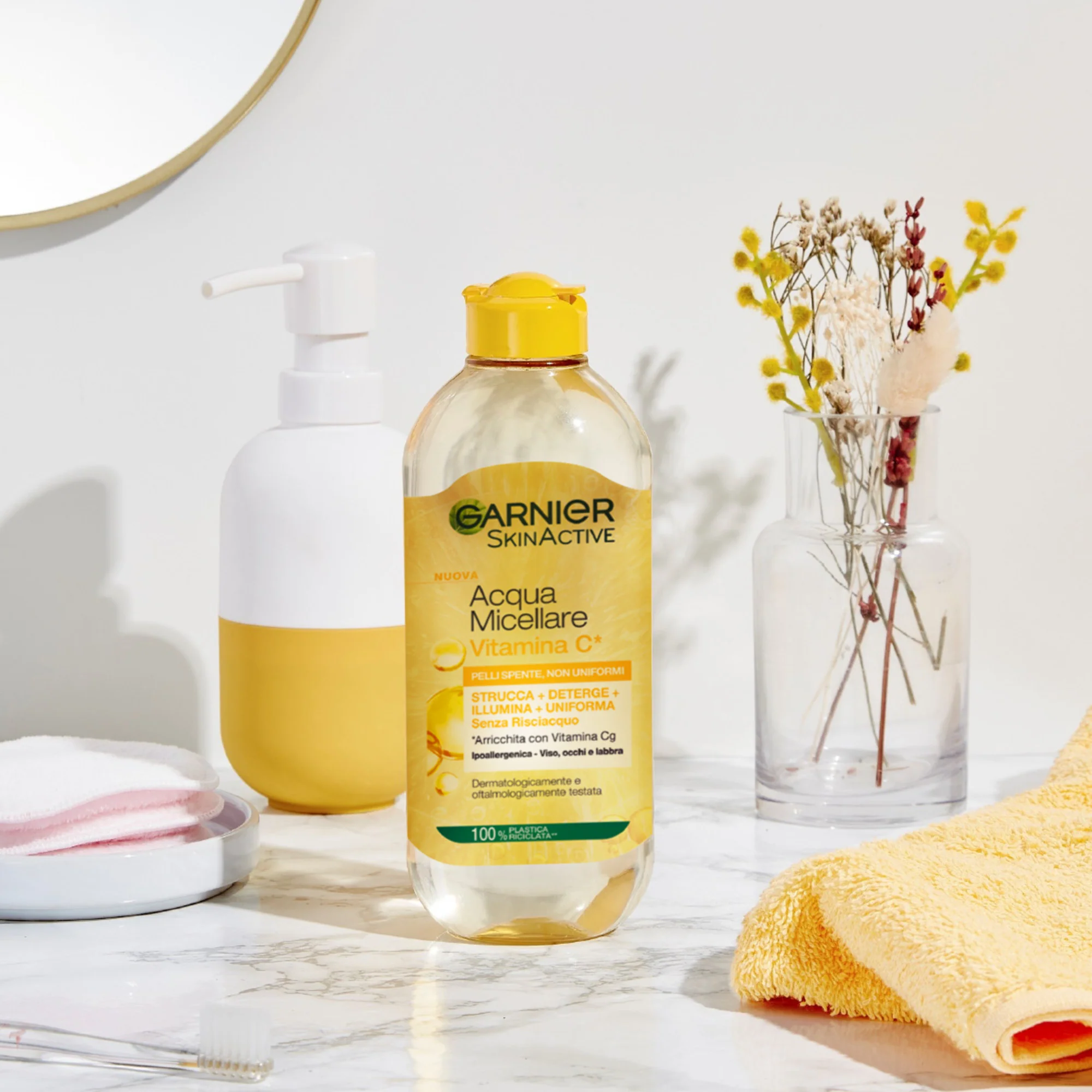 Garnier SkinActive, Acqua Micellare Tutto in 1, Vitamina C, Pelli Spente e Non Uniformi, 400 ml