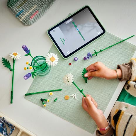 LEGO Botanicals Margherite - Image 6