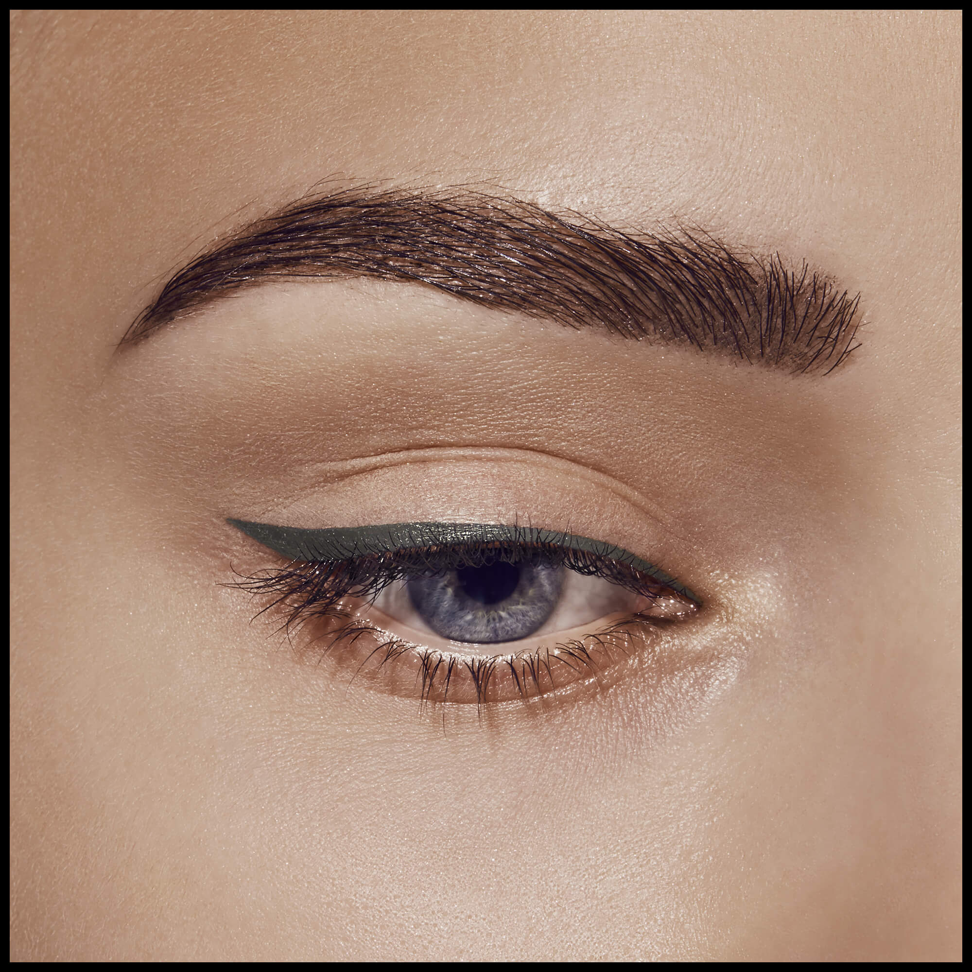 Max Factor - Eyeliner Penna Masterpiece High Precision - Punta a Spatola per Tratto Spesso e Sottile - 15 Charcoal - 1 g - Image 2