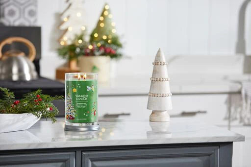 Yankee Candle Signature - Tumbler Grande Shimmering Christmas Tree - Image 2